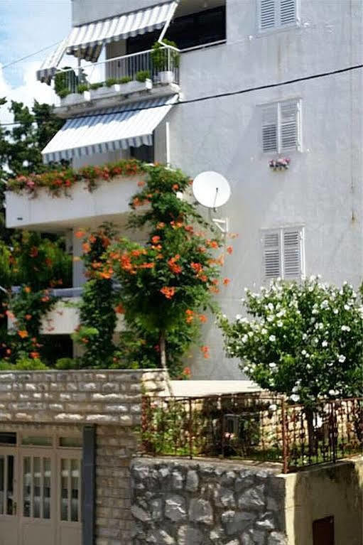 Apartments Dora Split Bagian luar foto