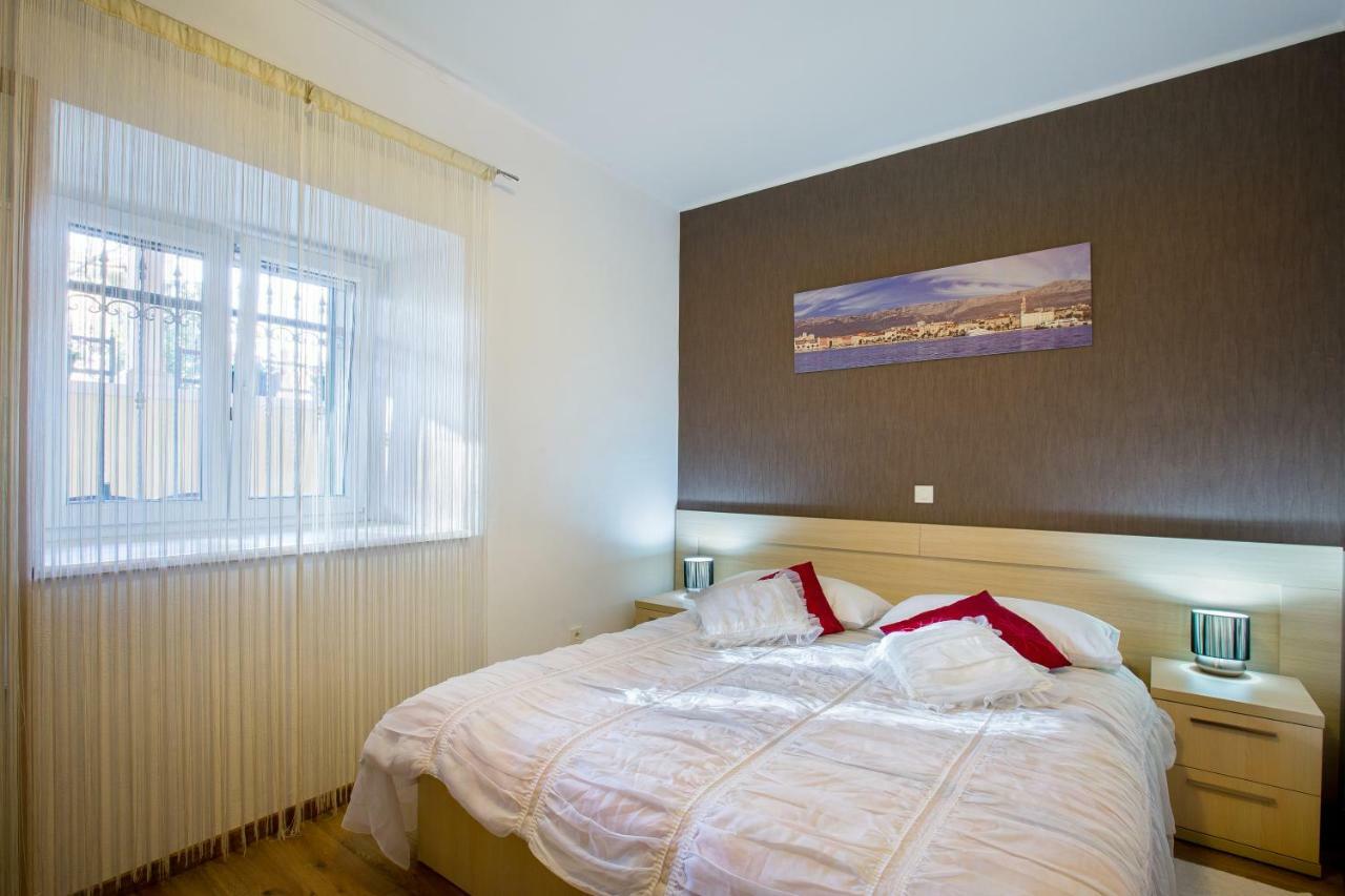 Apartments Dora Split Bagian luar foto